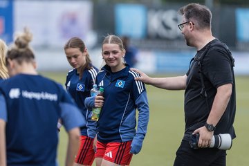 Bild 16 - wBJ Hamburger SV - FC Suederelbe : Ergebnis: 9:0
